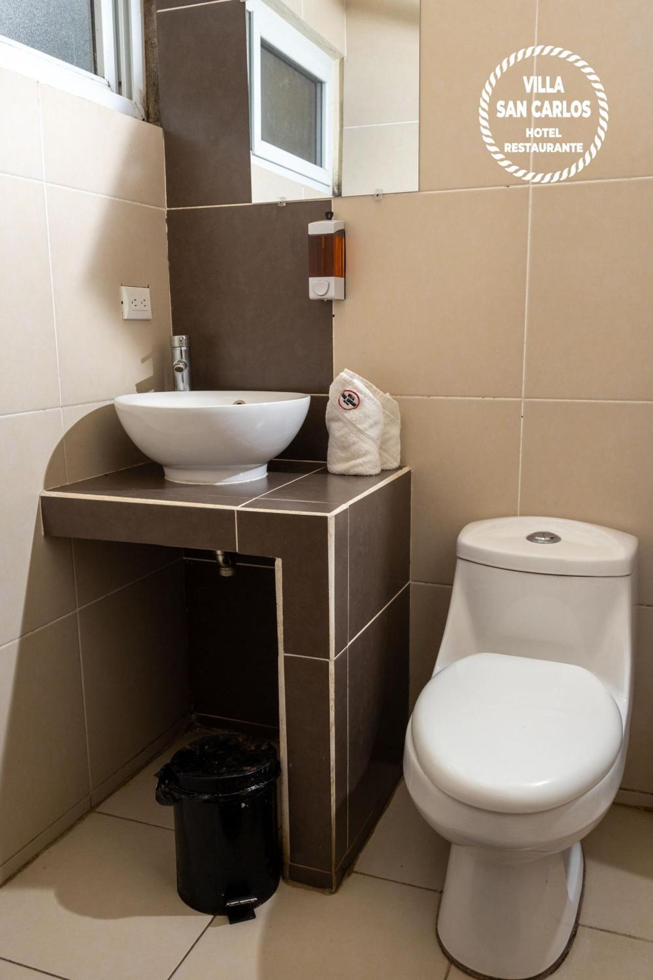 Villa San Carlos Retalhuleu Εξωτερικό φωτογραφία